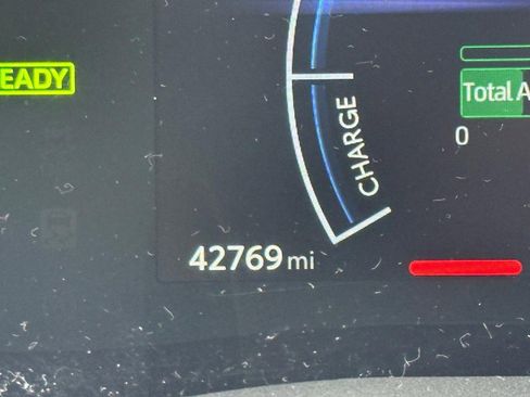 Certified 2025 Toyota Camry LE image 20