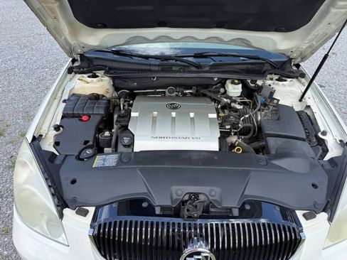 Used 2006 Buick Lucerne CXS w/ Driver Confidence Package FWD image 29