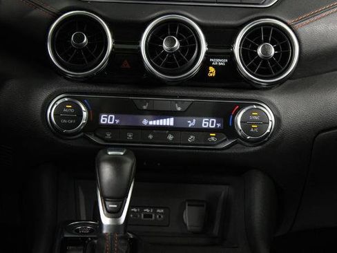 Certified 2024 Nissan Sentra SR FWD image 22