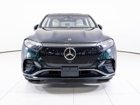 Used 2023 Mercedes-Benz EQS 580 4MATIC SUV image 27