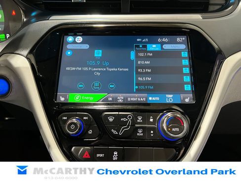 Used 2017 Chevrolet Bolt Premier w/ Driver Confidence II Package FWD image 21