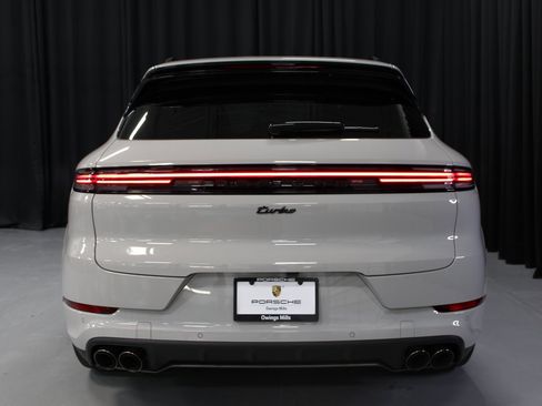New 2025 Porsche Cayenne Turbo image 6
