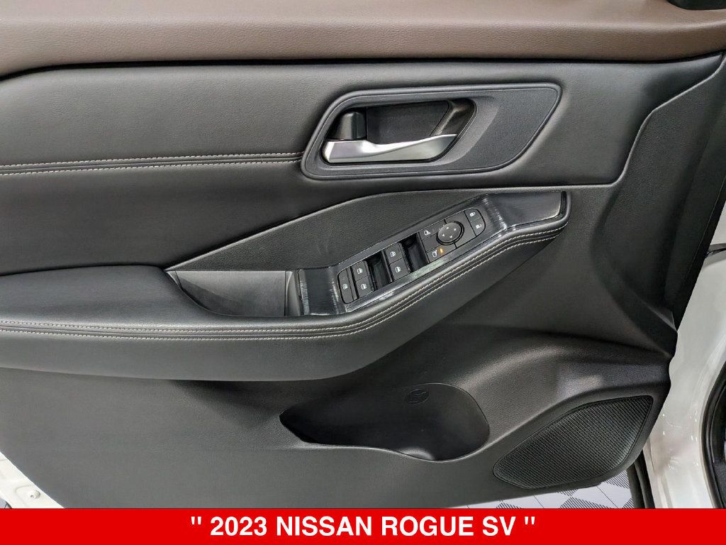 Certified 2023 Nissan Rogue SV w/ SV Premium Package AWD/4WD image 18