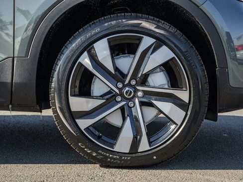 New 2026 Volvo XC40 B5 Ultra w/ Protection Package Premier image 17