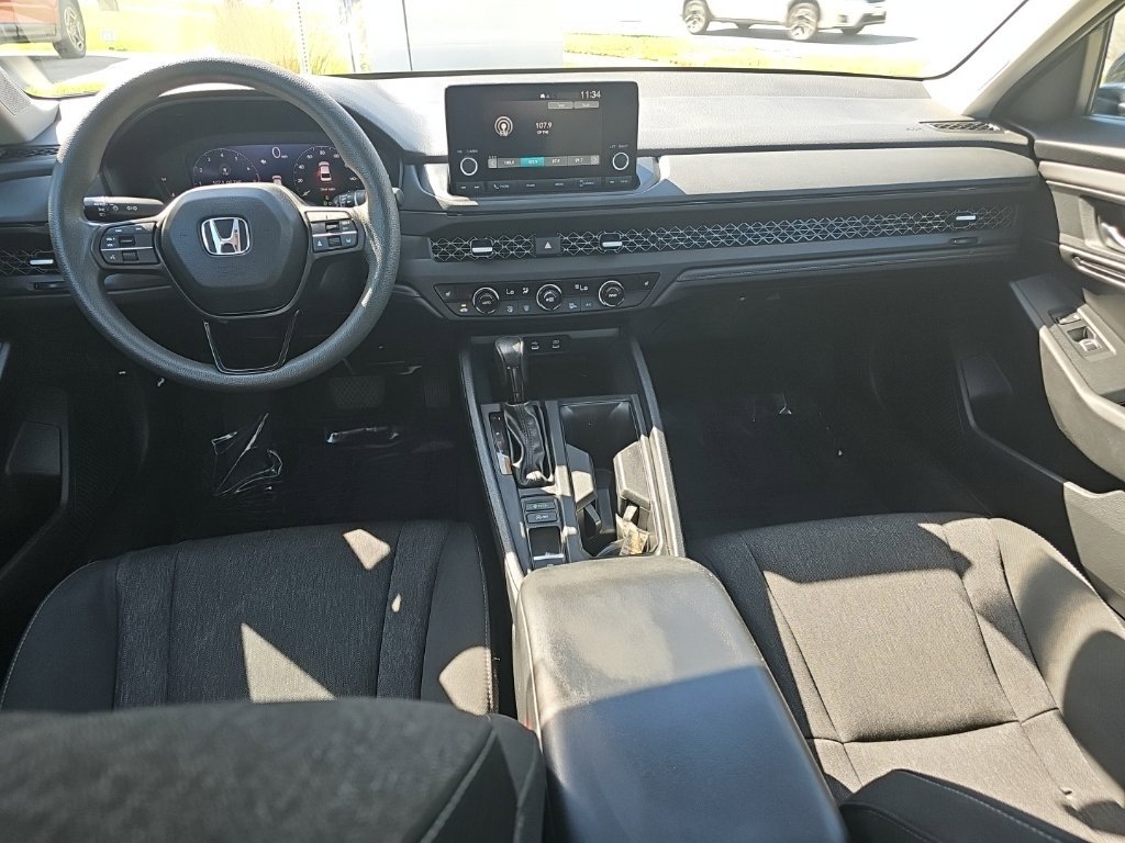 Used 2023 Honda Accord EX image 23