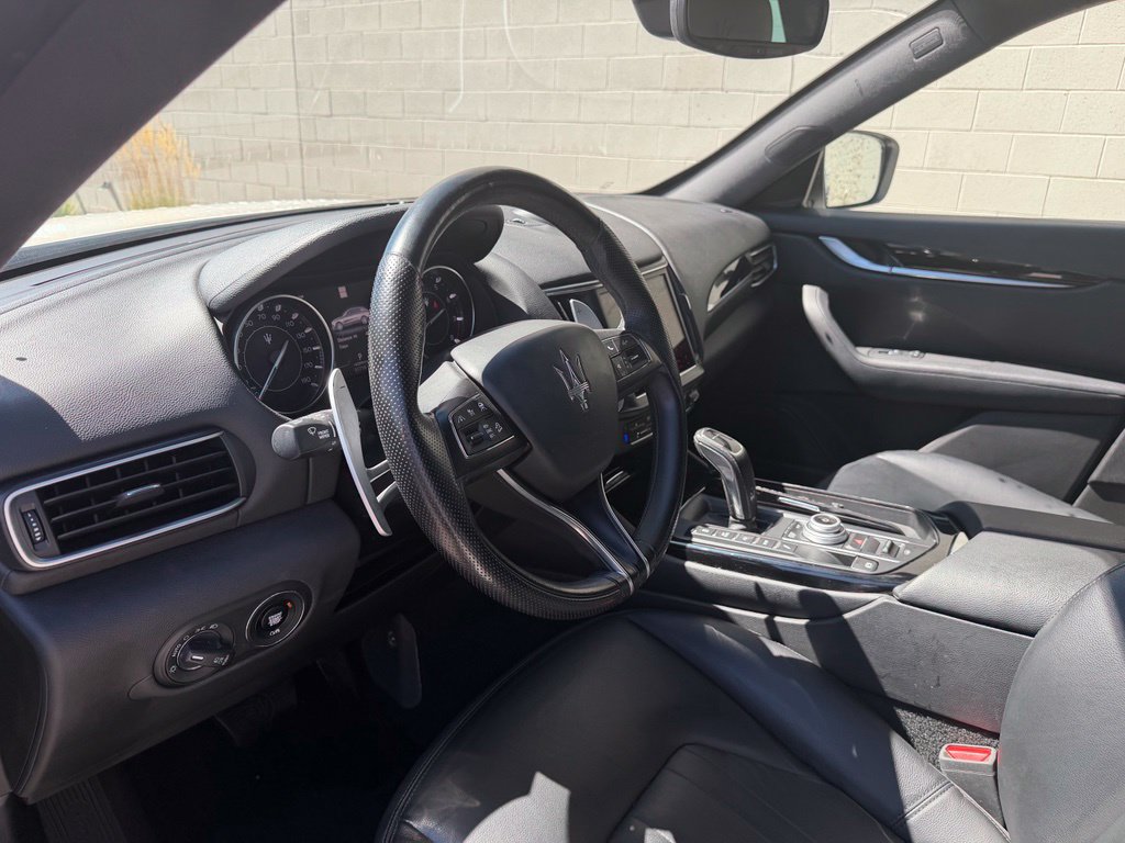 Used 2023 Maserati Levante Modena AWD/4WD image 20