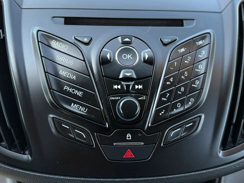 Used 2015 Ford Escape SE FWD image 21