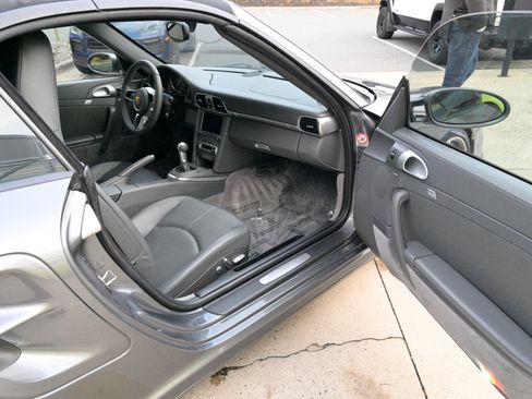 Used 2008 Porsche 911 Turbo image 35