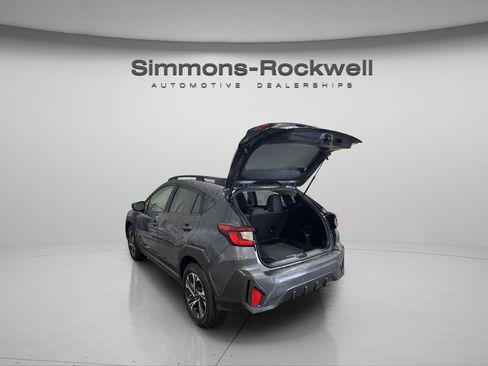 Used 2024 Subaru Crosstrek 2.0i Premium AWD/4WD image 3