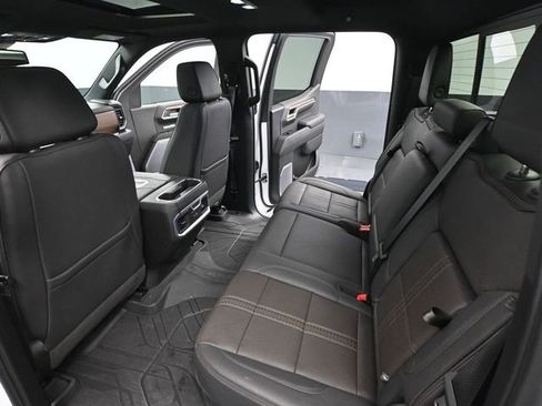 Used 2022 Chevrolet Silverado 1500 High Country image 44