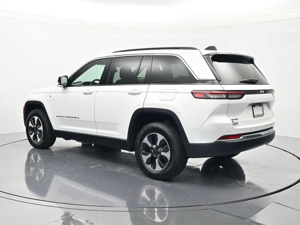Used 2024 Jeep Grand Cherokee Limited 4xe AWD/4WD image 7