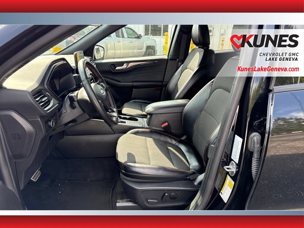 Used 2024 Ford Escape ST-Line AWD/4WD image 13