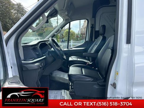 Used 2022 Ford Transit 250 Medium Roof image 18