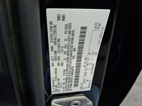 Certified 2018 Ford Escape SE w/ SE Sync 3 Package AWD/4WD image 26