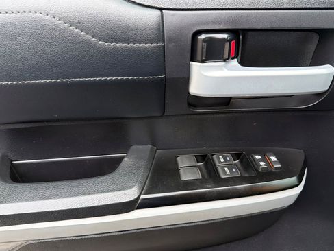 Used 2021 Toyota Tundra Limited w/ Limited Premium Package image 10