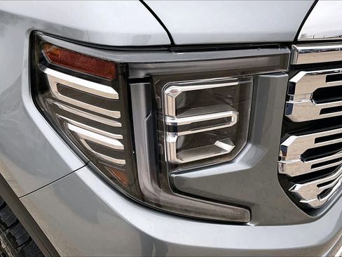 Used 2023 GMC Sierra 1500 Denali w/ Technology Package image 27