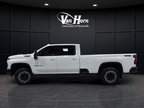 Used 2025 Chevrolet Silverado 3500 LTZ w/ Trail Boss Package AWD/4WD image 4