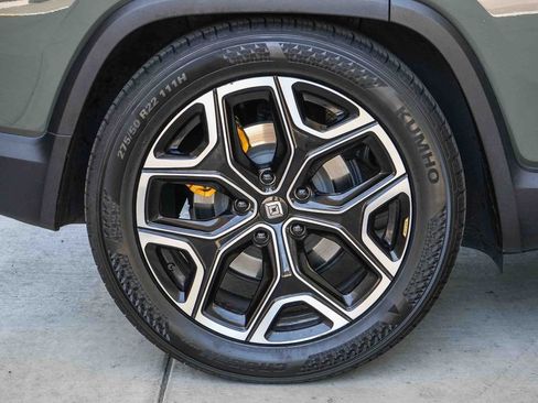 Used 2024 Rivian R1S Launch Edition Quad AWD/4WD image 12