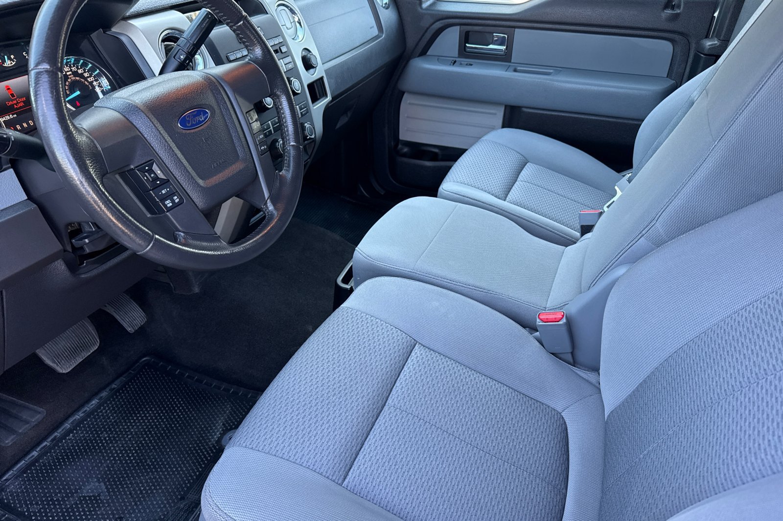 Used 2012 Ford F150 XLT w/ XLT Convenience Pkg RWD image 12