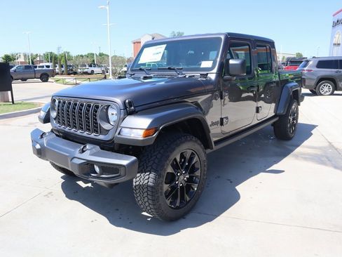 New 2025 Jeep Gladiator Sport image 9
