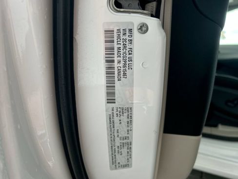 Used 2023 Chrysler Voyager LX FWD image 47