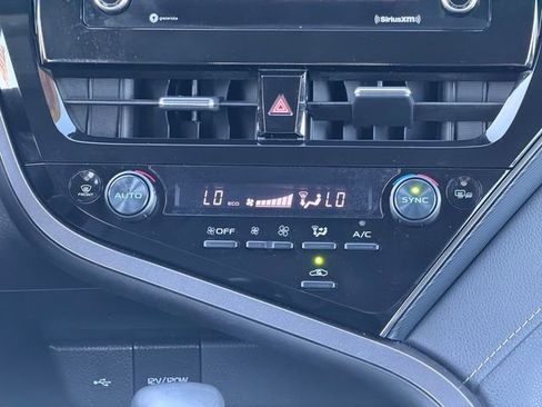 Certified 2024 Toyota Camry SE w/ Convenience Package image 23