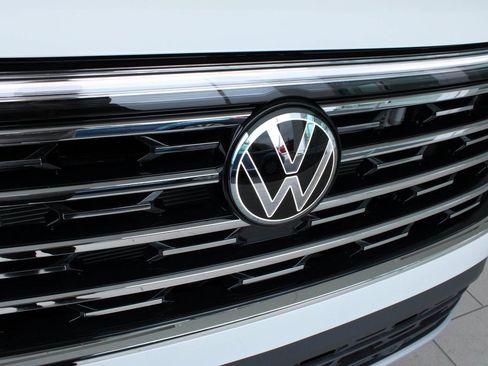 New 2025 Volkswagen Atlas SEL image 62