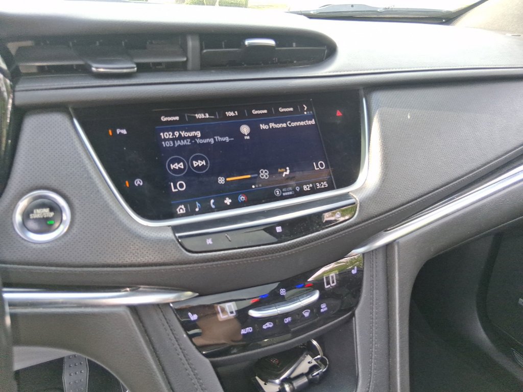 Used 2021 Cadillac XT5 Premium Luxury AWD/4WD image 14