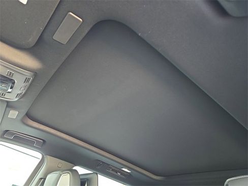 New 2026 GMC Yukon AT4 Ultimate w/ LPO, Floor Liner Package image 21