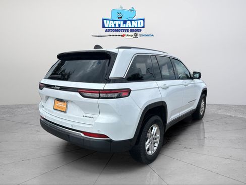 Certified 2023 Jeep Grand Cherokee Laredo image 5