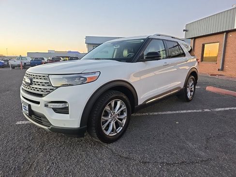 Used 2020 Ford Explorer Limited w/ Class III Trailer Tow Package image 3