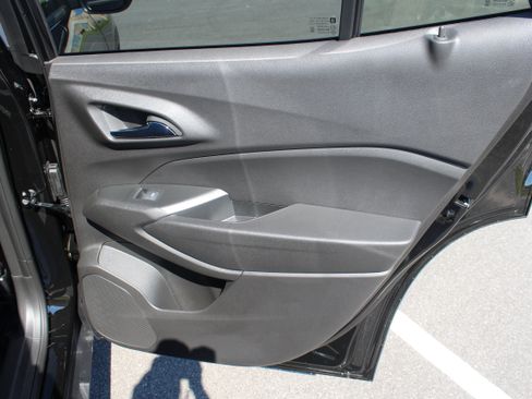 New 2025 Chevrolet Trax LT w/ Driver Confidence Package image 44