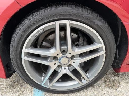 Used 2015 Mercedes-Benz E 400 Sedan image 9