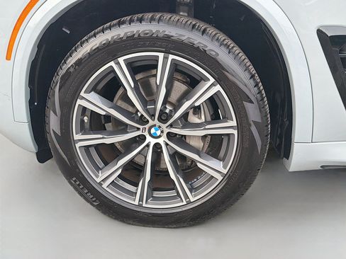 Used 2024 BMW X5 sDrive40i w/ M Sport Package RWD image 43