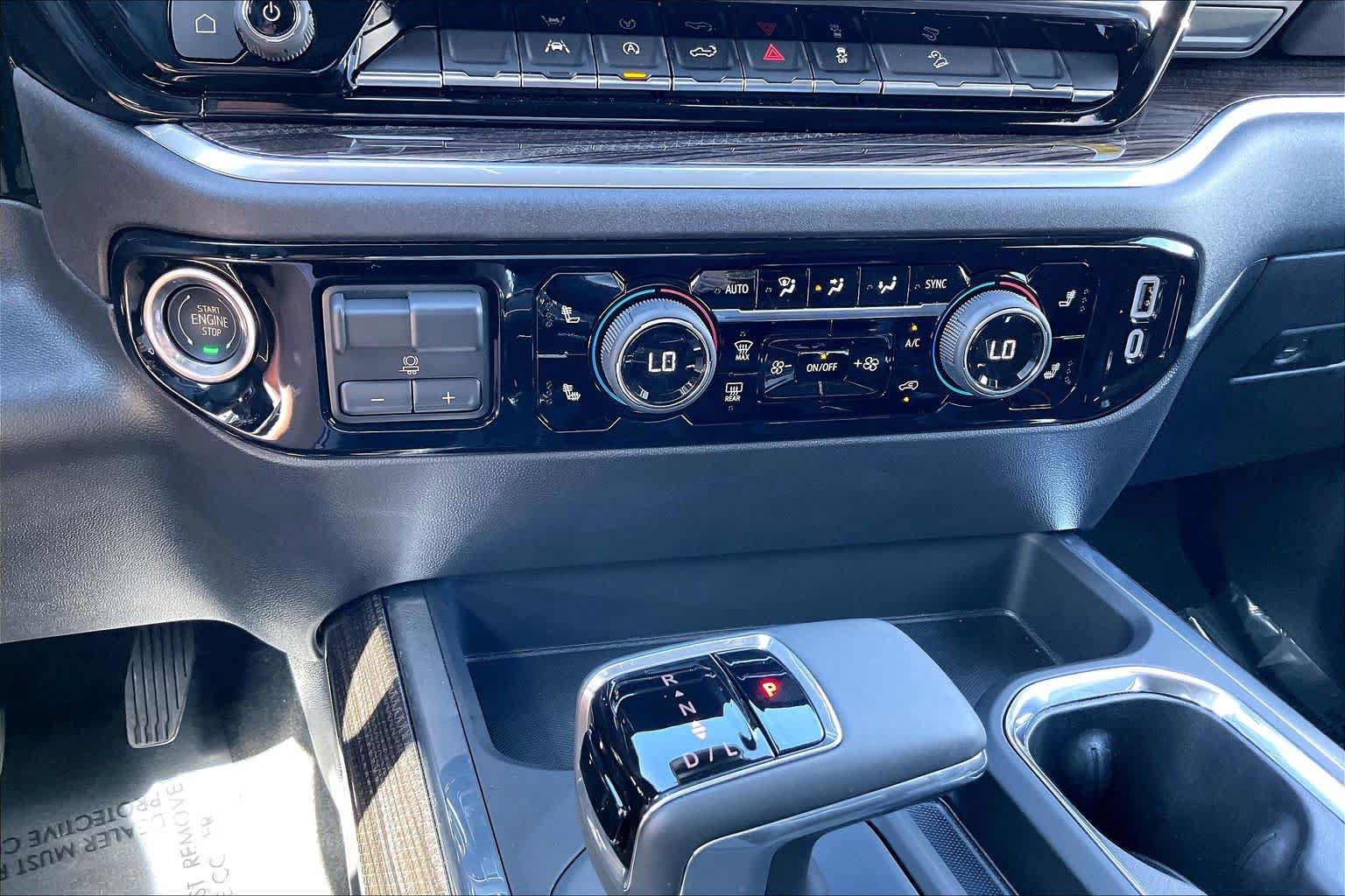 Used 2026 Chevrolet Silverado 1500 LT Trail Boss w/ Convenience Package II AWD/4WD image 55