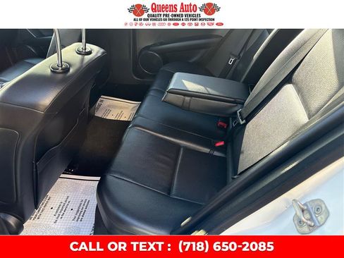 Used 2013 Mercedes-Benz C 300 Sport w/ Multimedia Pkg image 11