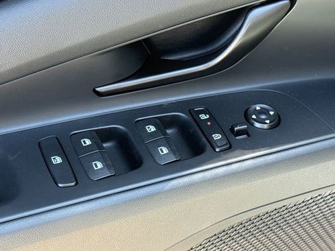 New 2026 Hyundai Elantra SEL Sport Premium FWD image 19