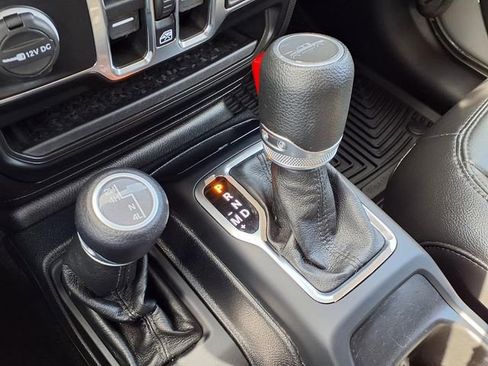 Used 2021 Jeep Gladiator Sport AWD/4WD image 12