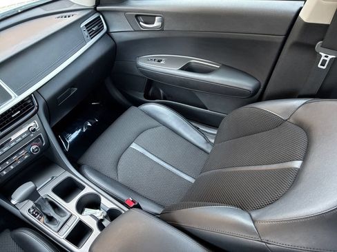 Used 2019 Kia Optima S w/ S Panoramic Sunroof Package FWD image 17