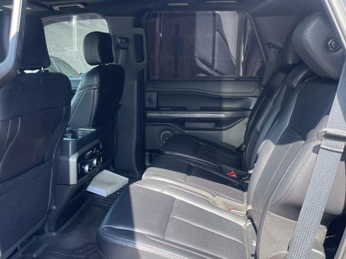 Used 2019 Ford Expedition XLT w/ Equipment Group 202A image 2