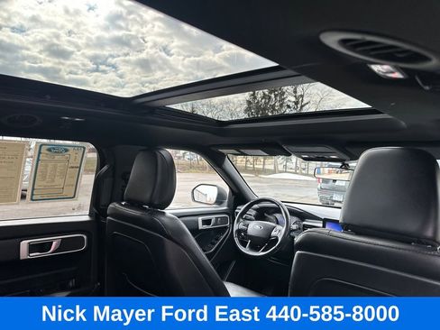 Used 2020 Ford Explorer XLT w/ Equipment Group 202A image 18