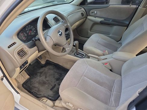 Used 2002 MAZDA Protege FWD image 8
