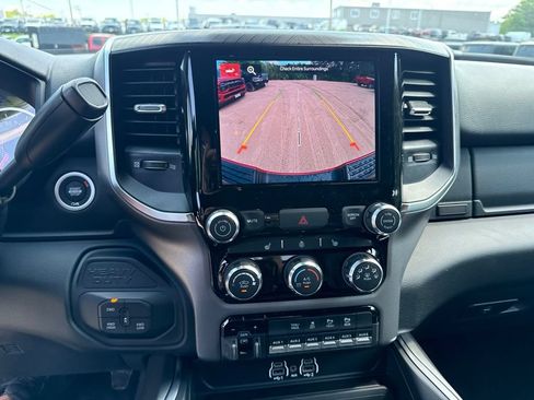 New 2026 RAM 2500 Big Horn AWD/4WD image 13