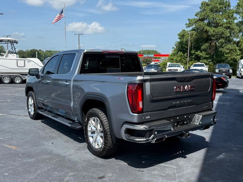 Used 2021 GMC Sierra 1500 SLT w/ SLT Premium Plus Package AWD/4WD image 3