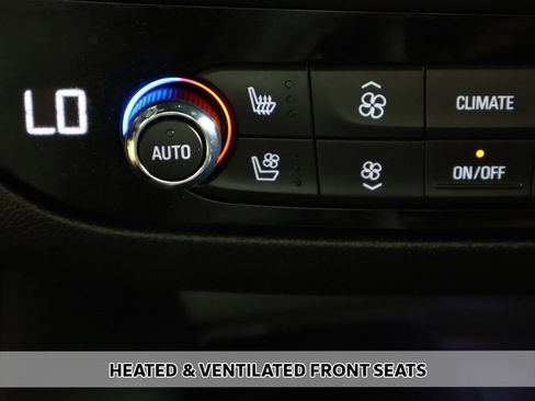 Used 2024 Buick Enclave Premium image 8