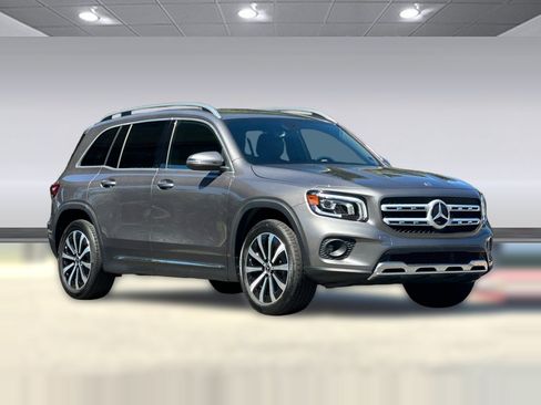 Certified 2023 Mercedes-Benz GLB 250 image 7