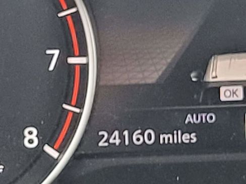 Used 2024 Nissan Rogue SV image 8