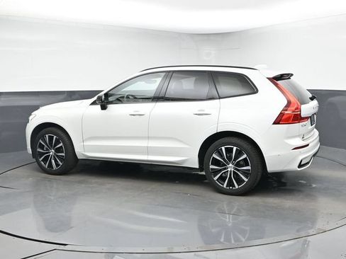 Used 2024 Volvo XC60 B5 Ultimate w/ Protection Package Premier AWD/4WD image 6