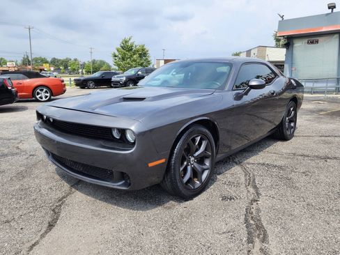 Used 2017 Dodge Challenger SXT Plus RWD image 8