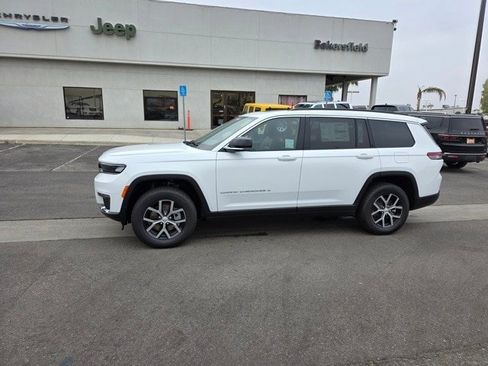 New 2025 Jeep Grand Cherokee L Limited w/ Trailer Tow Package image 1